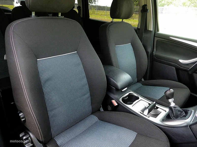 Ford Galaxy II 28