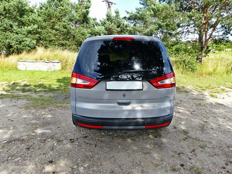 Ford Galaxy II 9