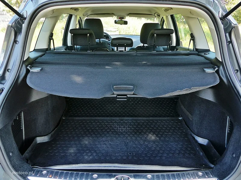 Peugeot 308 SW 11