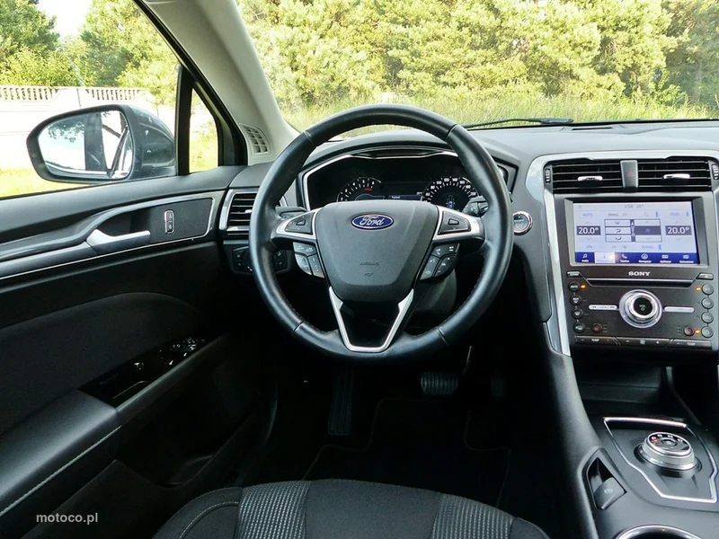 Ford Mondeo V 40