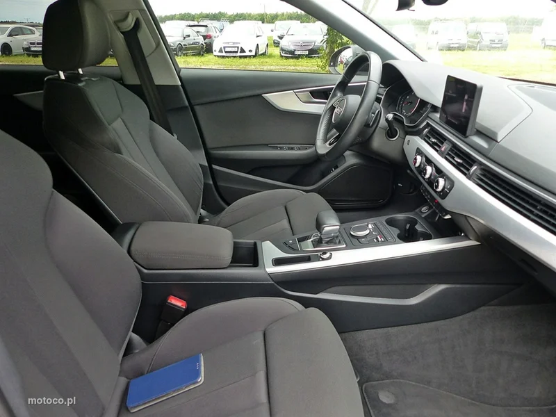 Audi A4 B9 23