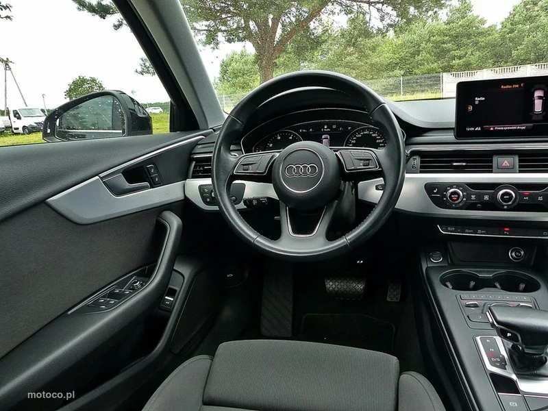 Audi A4 B9 30