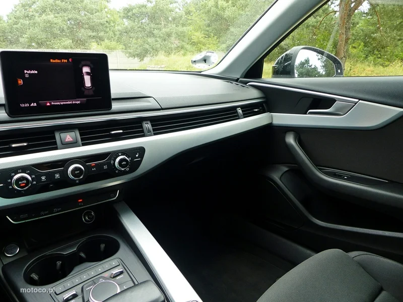 Audi A4 B9 37