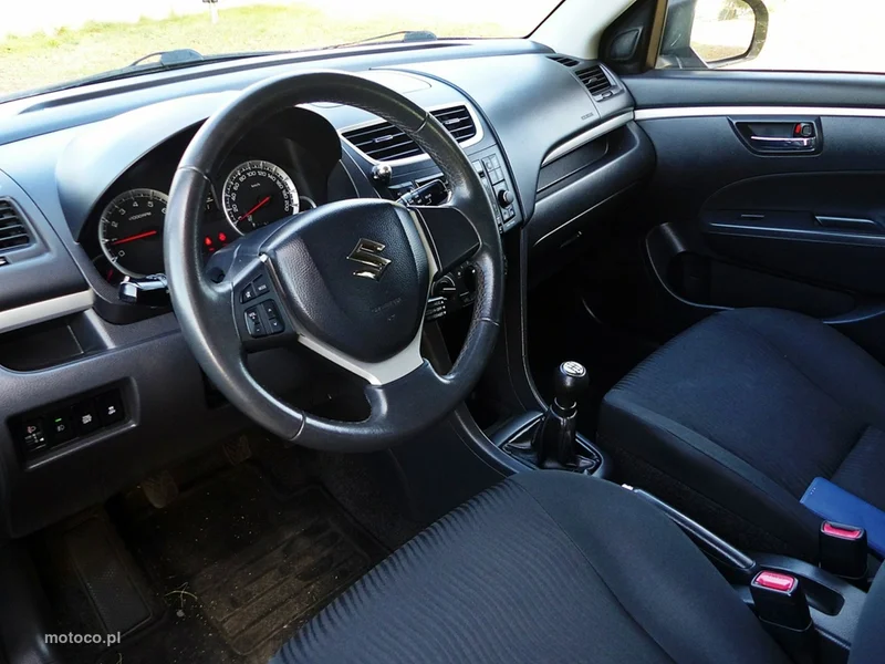 Suzuki Swift 18