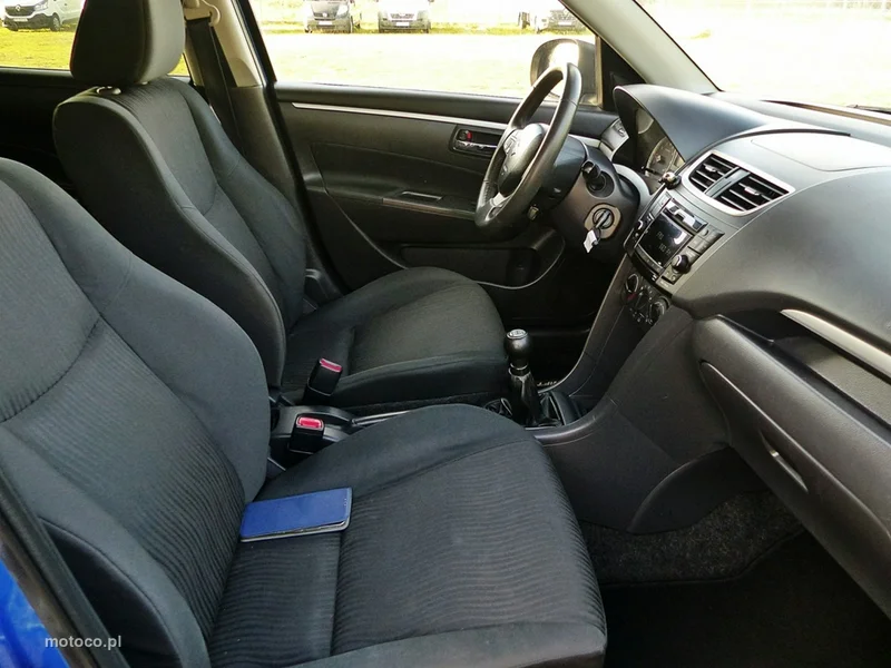 Suzuki Swift 25