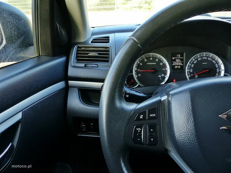 Suzuki Swift 30