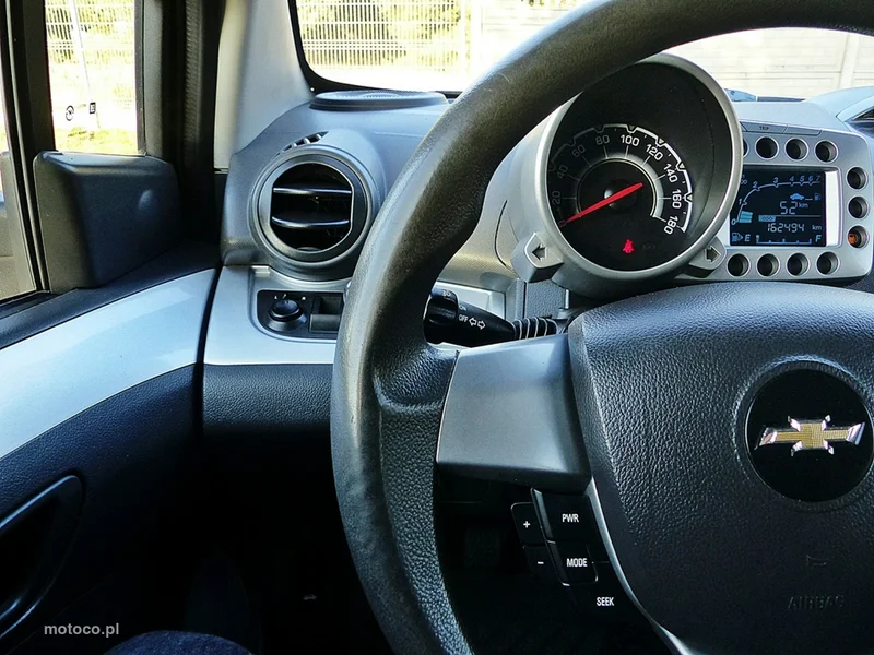 Chevrolet Spark 29