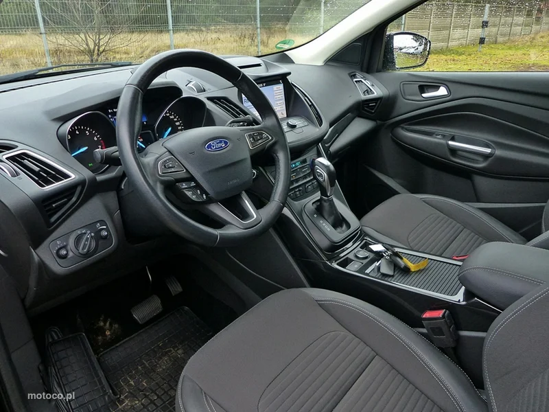 Ford Kuga II 18