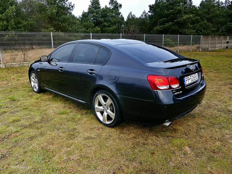 Lexus GS 12