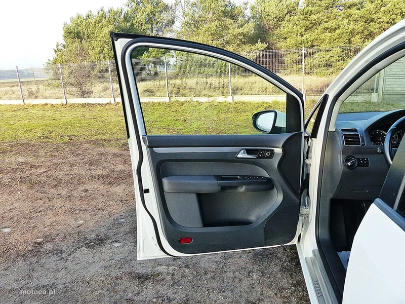 Volkswagen Touran 1T 17