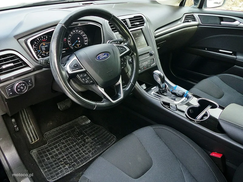 Ford Mondeo V 19