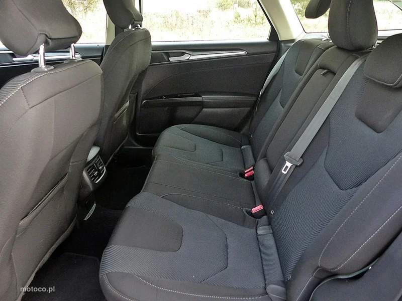 Ford Mondeo V 23