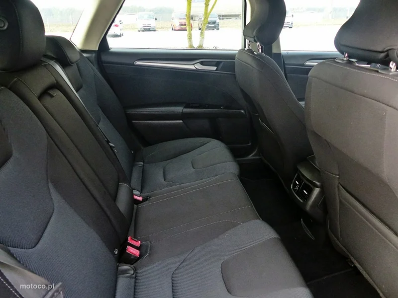 Ford Mondeo V 24