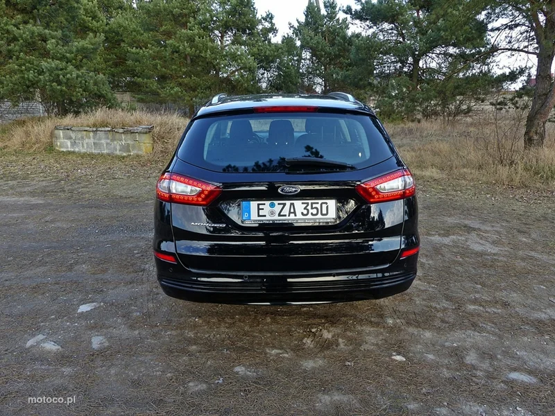 Ford Mondeo V 9