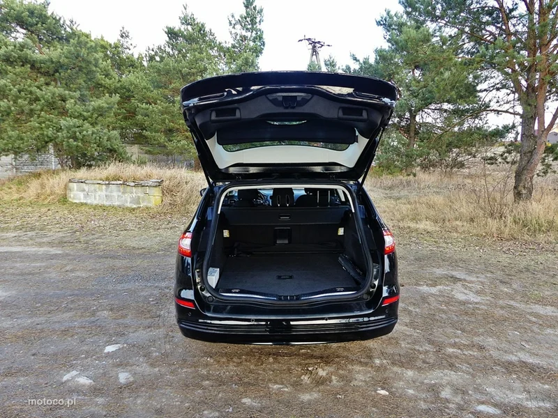 Ford Mondeo V 10