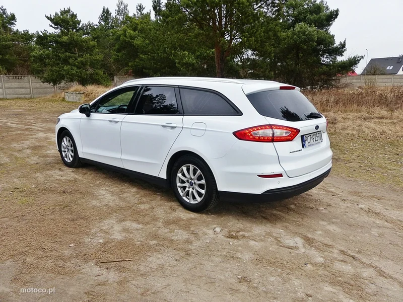 Ford Mondeo V 12