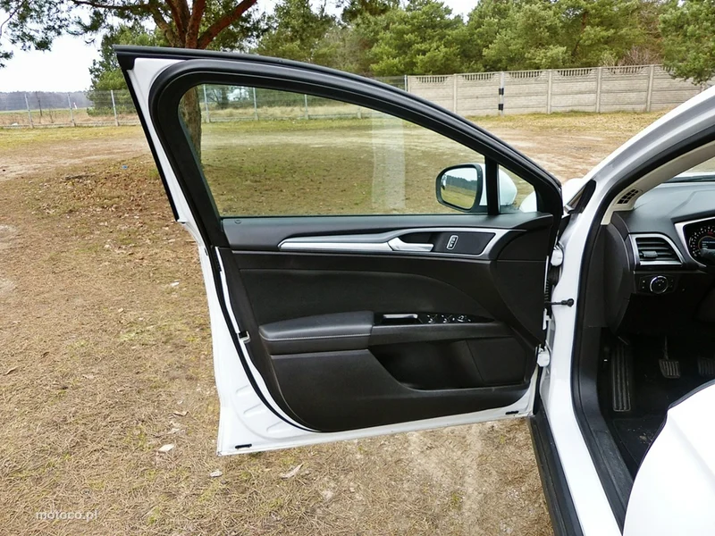Ford Mondeo V 18