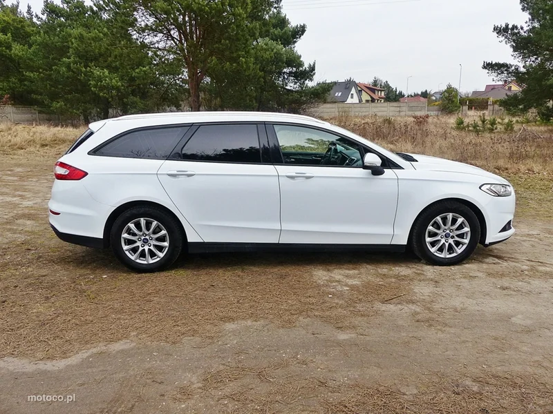 Ford Mondeo V 7