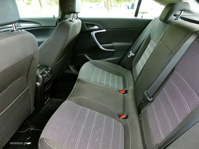 Opel Insignia A 22
