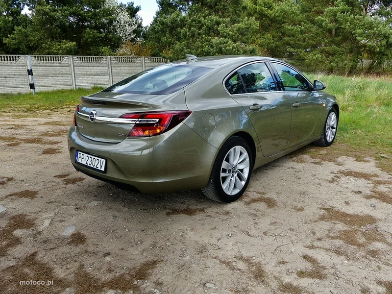 Opel Insignia A 8