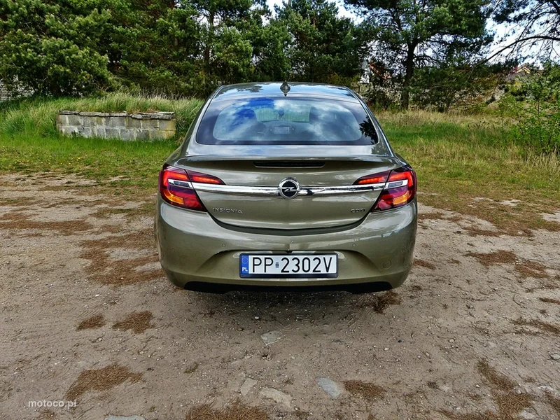 Opel Insignia A 9