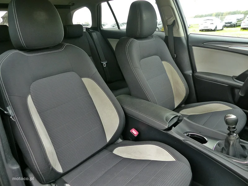Toyota Avensis T27 27
