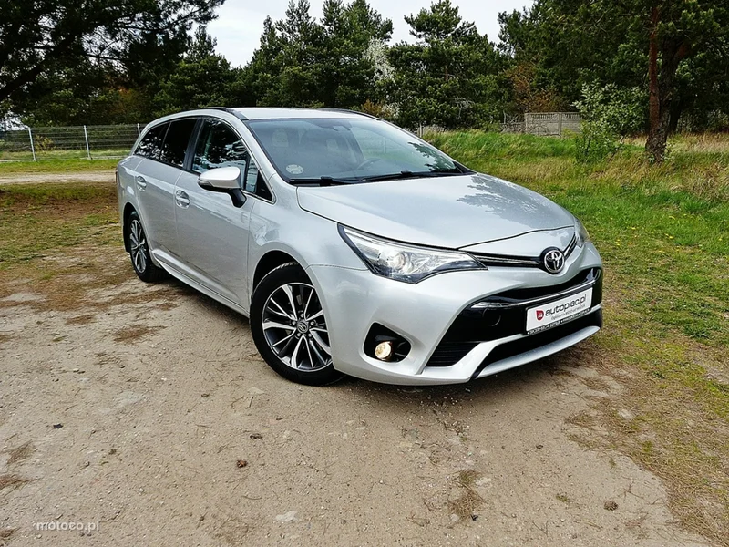 Toyota Avensis T27 5