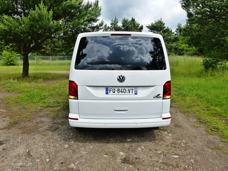Volkswagen Transporter 12