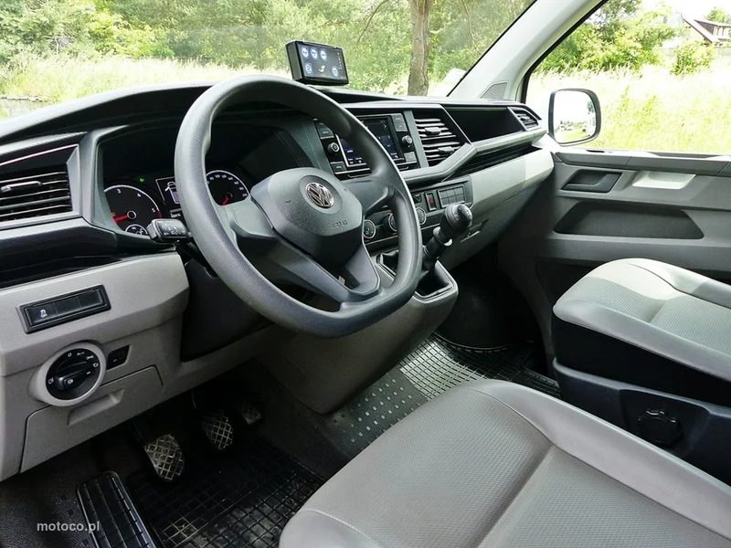 Volkswagen Transporter 25