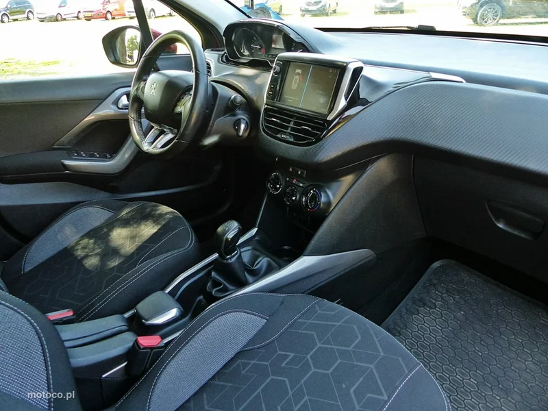 Peugeot 2008 24