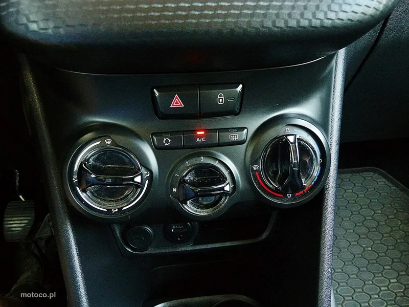 Peugeot 2008 33