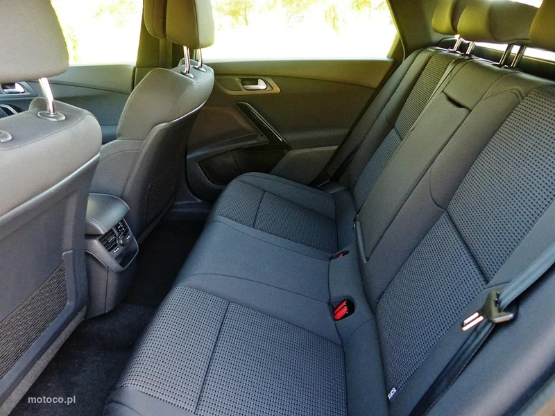 Peugeot 508 SW 21