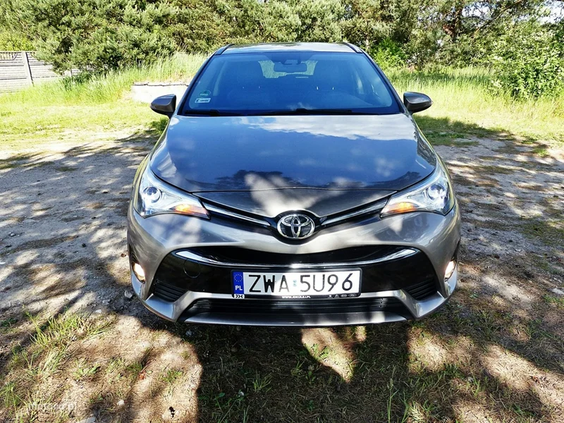 Toyota Avensis T27 2