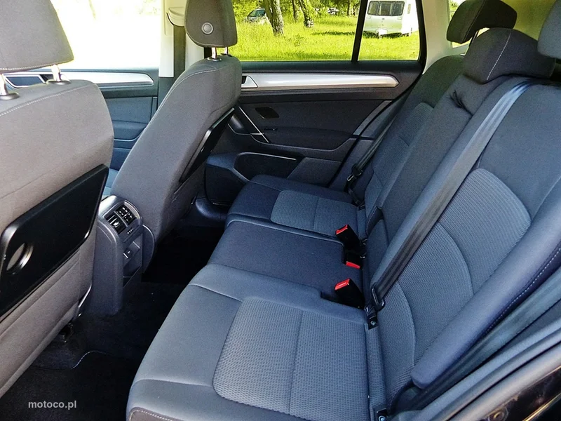 Volkswagen Golf Sportsvan VII 23