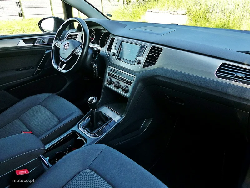 Volkswagen Golf Sportsvan VII 26