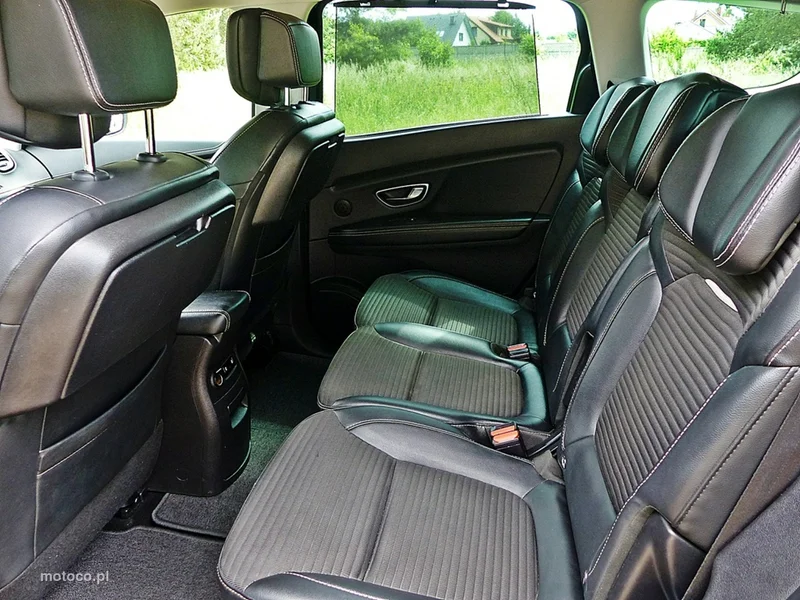 Renault Grand Scenic III 21