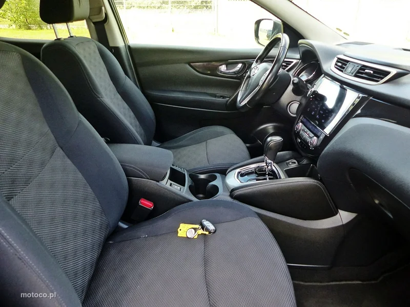 Nissan Qashqai 24