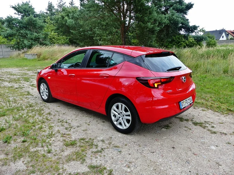 Opel Astra K 12