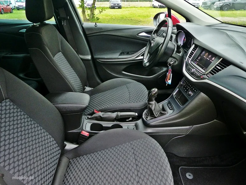 Opel Astra K 27