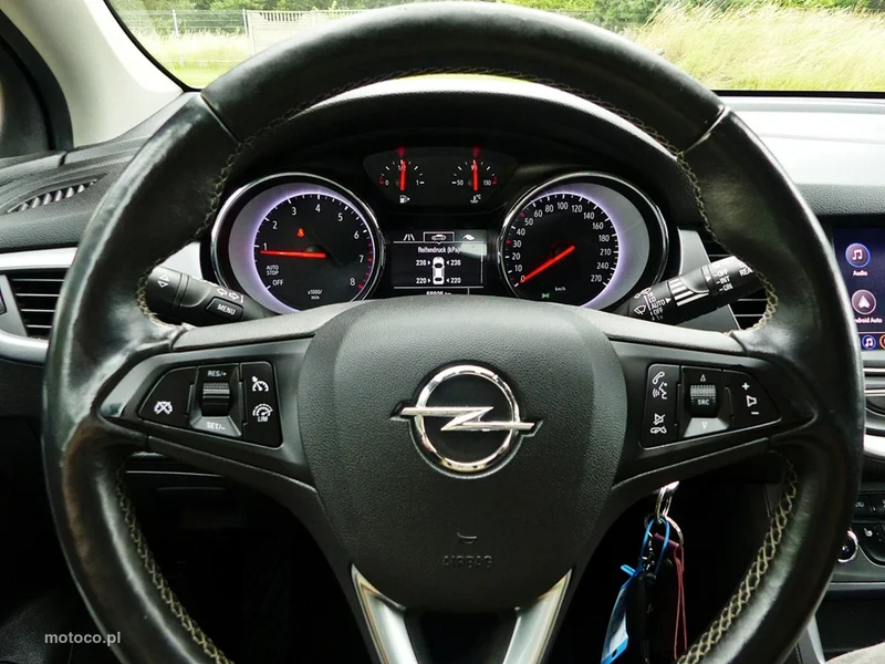 Opel Astra K 29