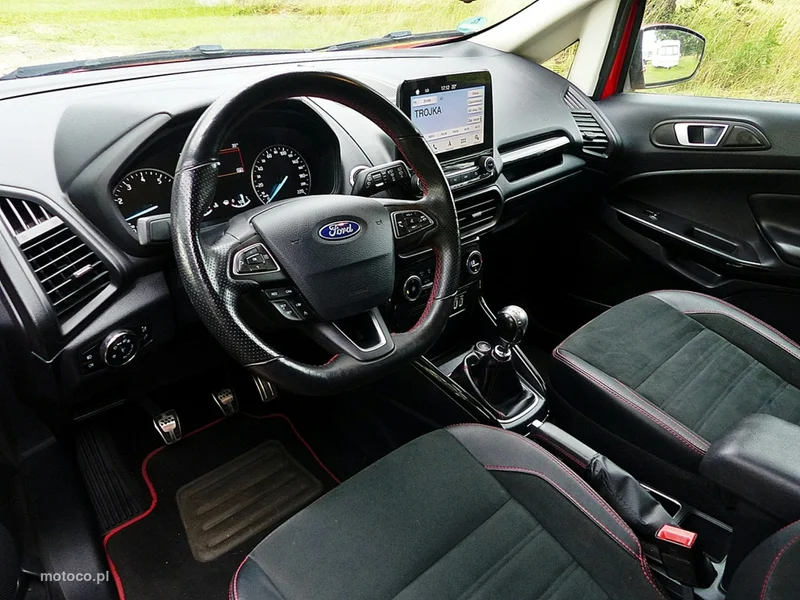 Ford EcoSport 18