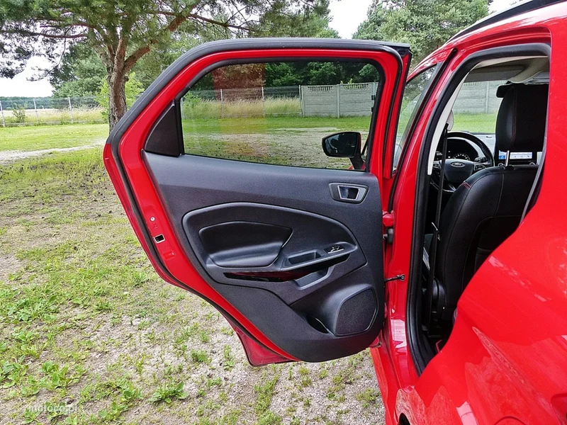 Ford EcoSport 21