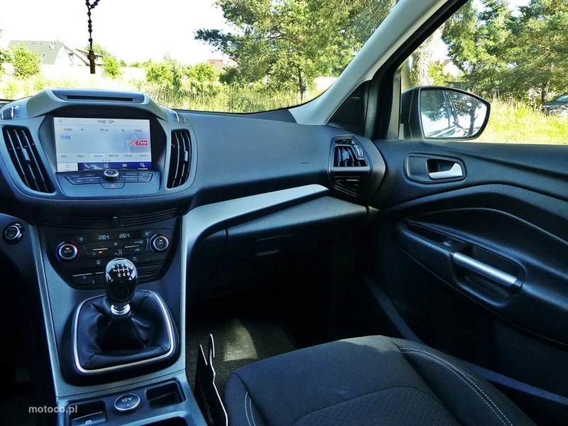 Ford Kuga II 37