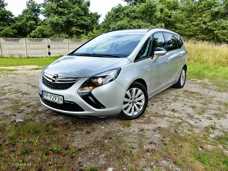 Opel Zafira C Tourer 40