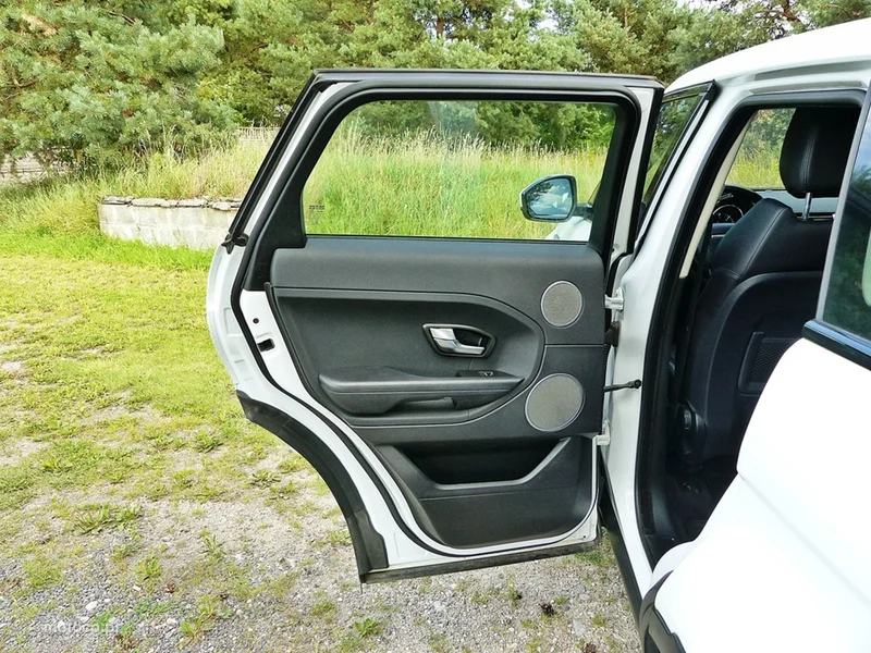 Land Rover Range Rover Evoque 21