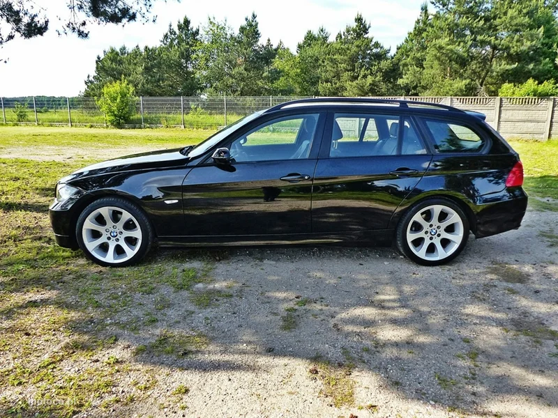 BMW Seria 3 E90 320 12