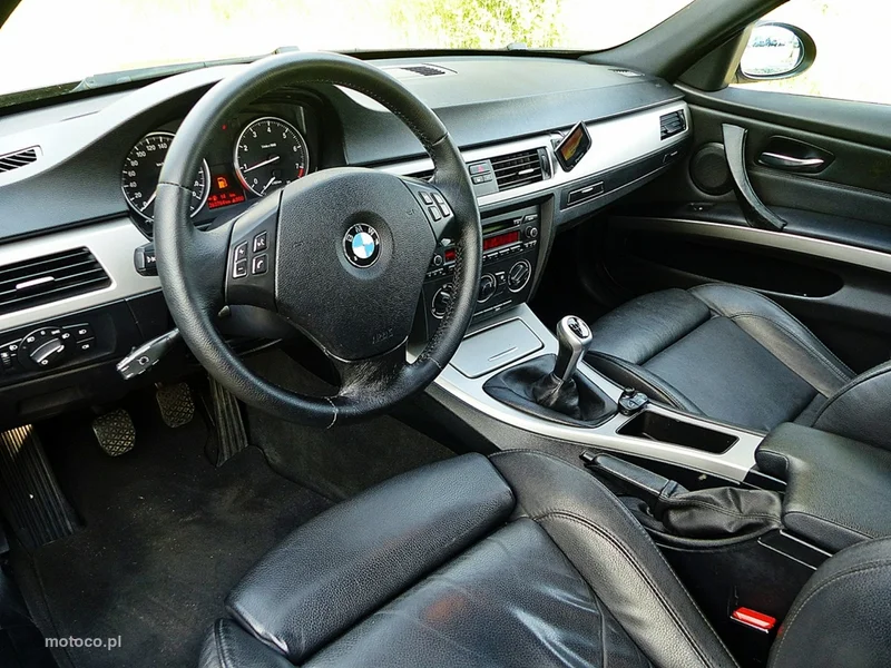 BMW Seria 3 E90 320 18
