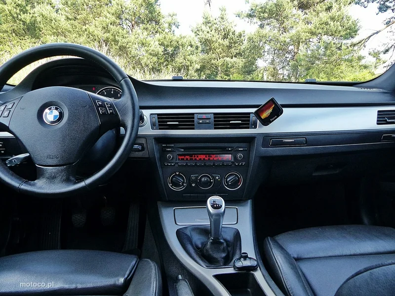 BMW Seria 3 E90 320 36