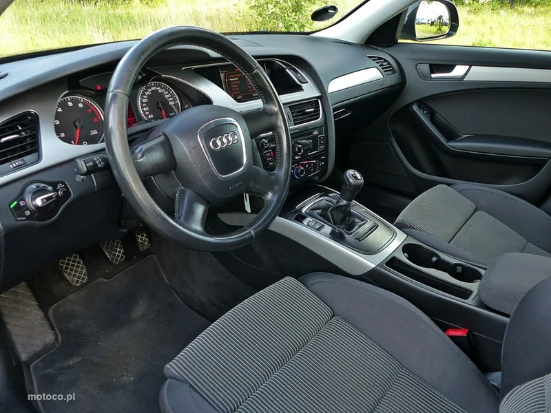 Audi A4 B8 17