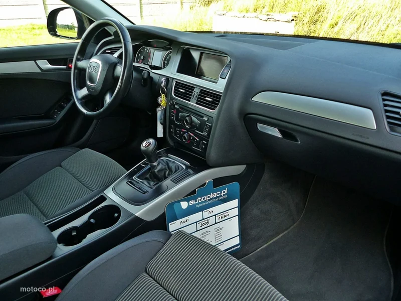 Audi A4 B8 23